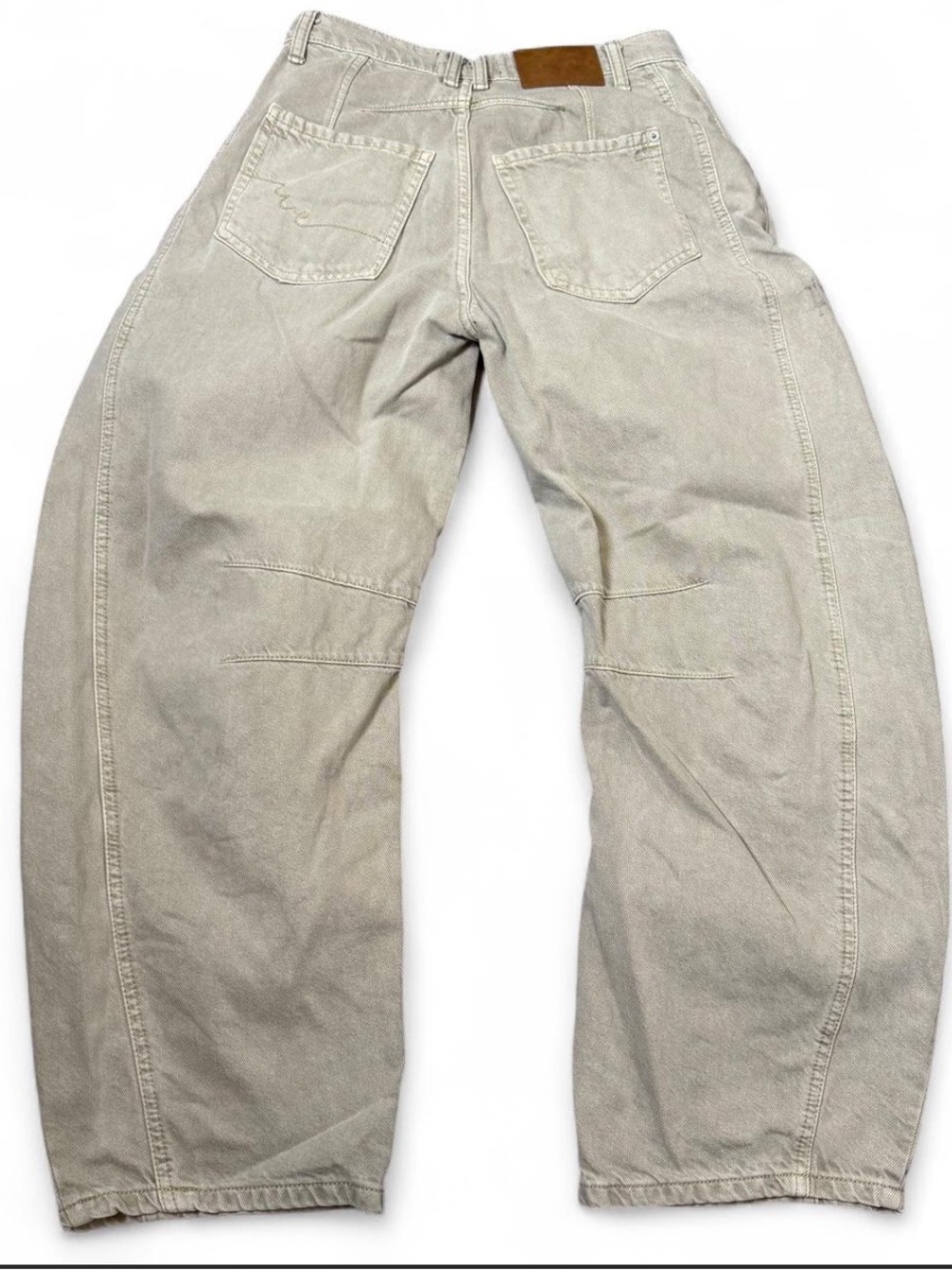 We The Free Mid Rise Barrel Leg Cargo Pants in Khaki Women’s Size 24 - Picture 2 of 6